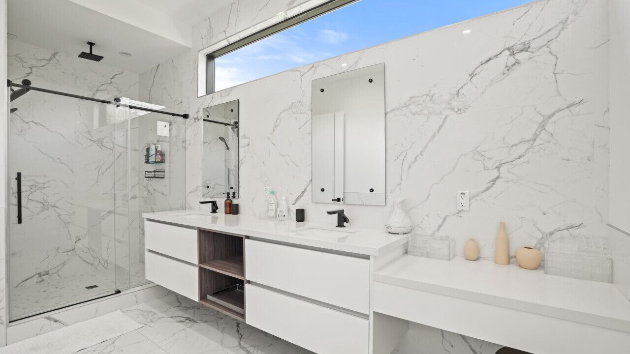 Photo of Bathroom in Mar Vista