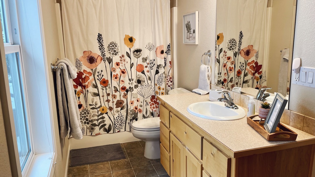 Photo of Bathroom in Orchard District