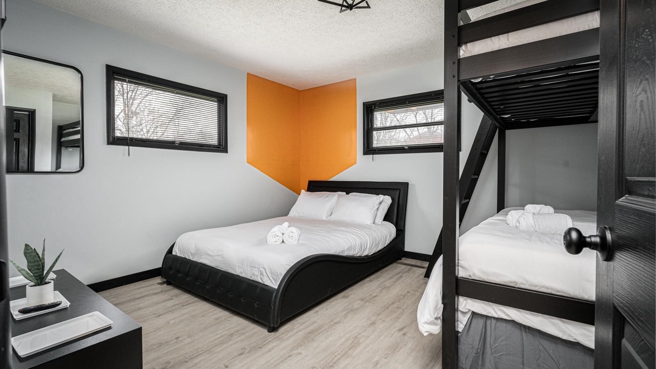 Photo of Bedroom in Lawrence