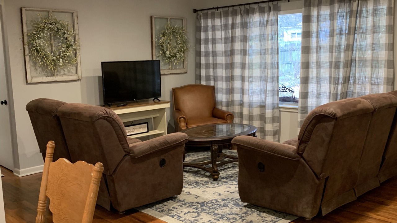 Photo of Livingroom in Tahlequah