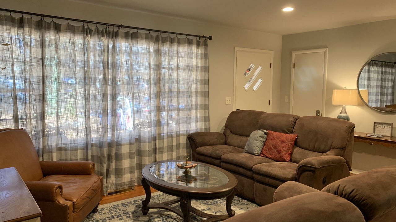 Photo of Livingroom in Tahlequah