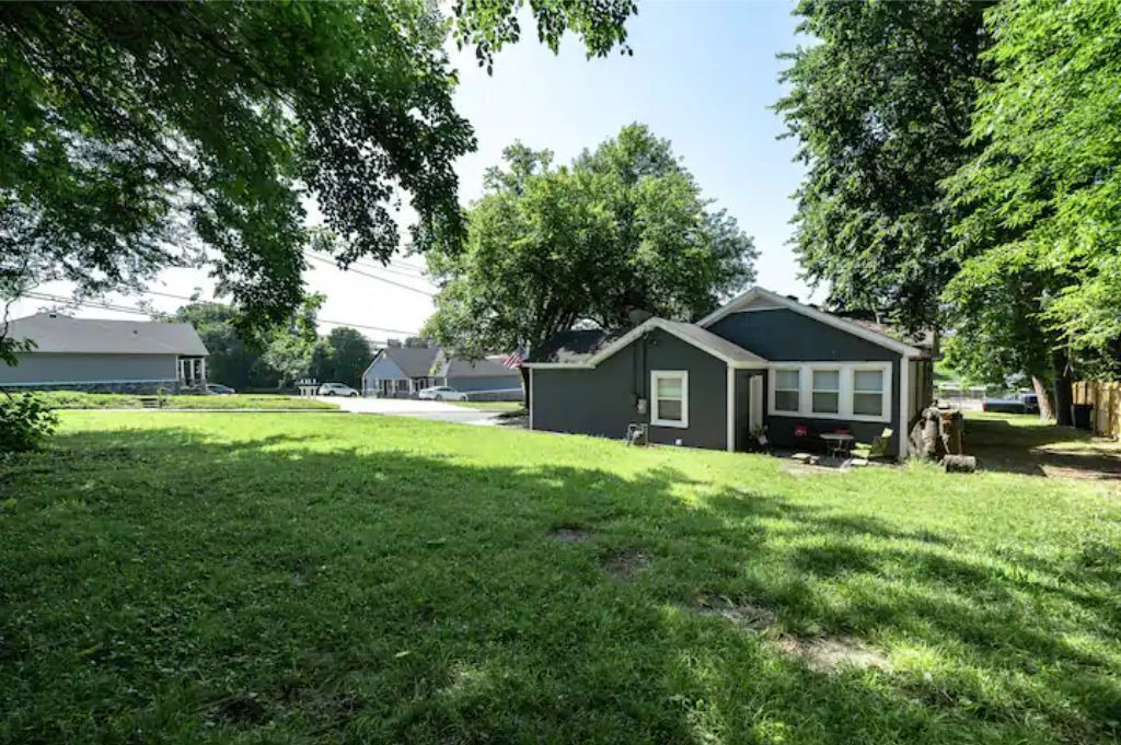Photo of Outdoor in Van Buren