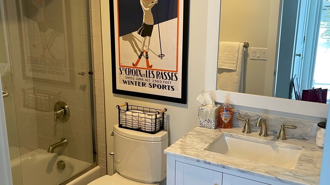 Photo of Bathroom in Park Meadows