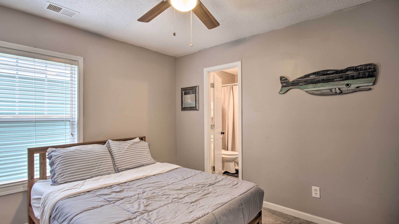 Photo of Bedroom in Lake Carolina