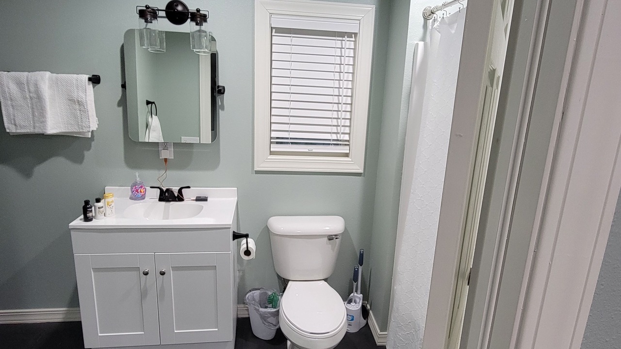 Photo of Bathroom in Gore