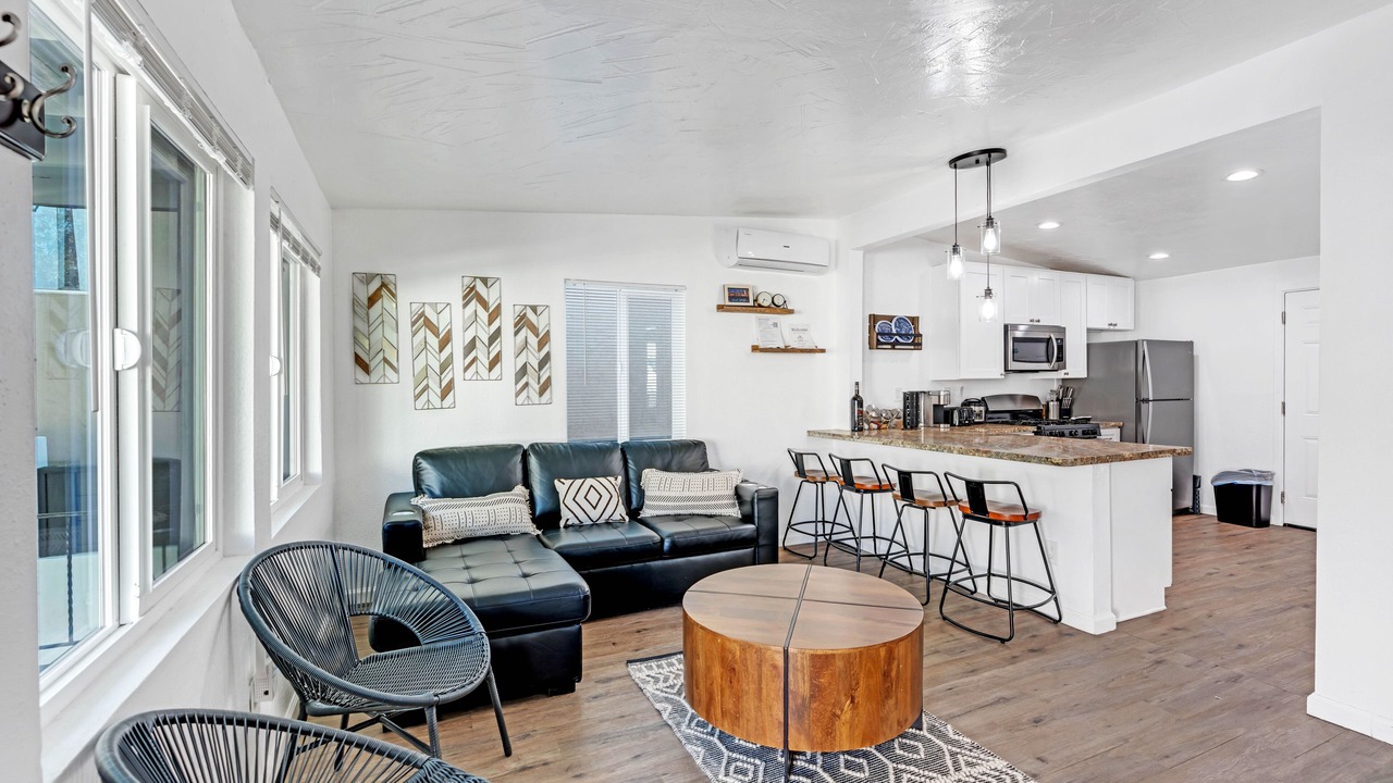 Photo of Livingroom in City Heights