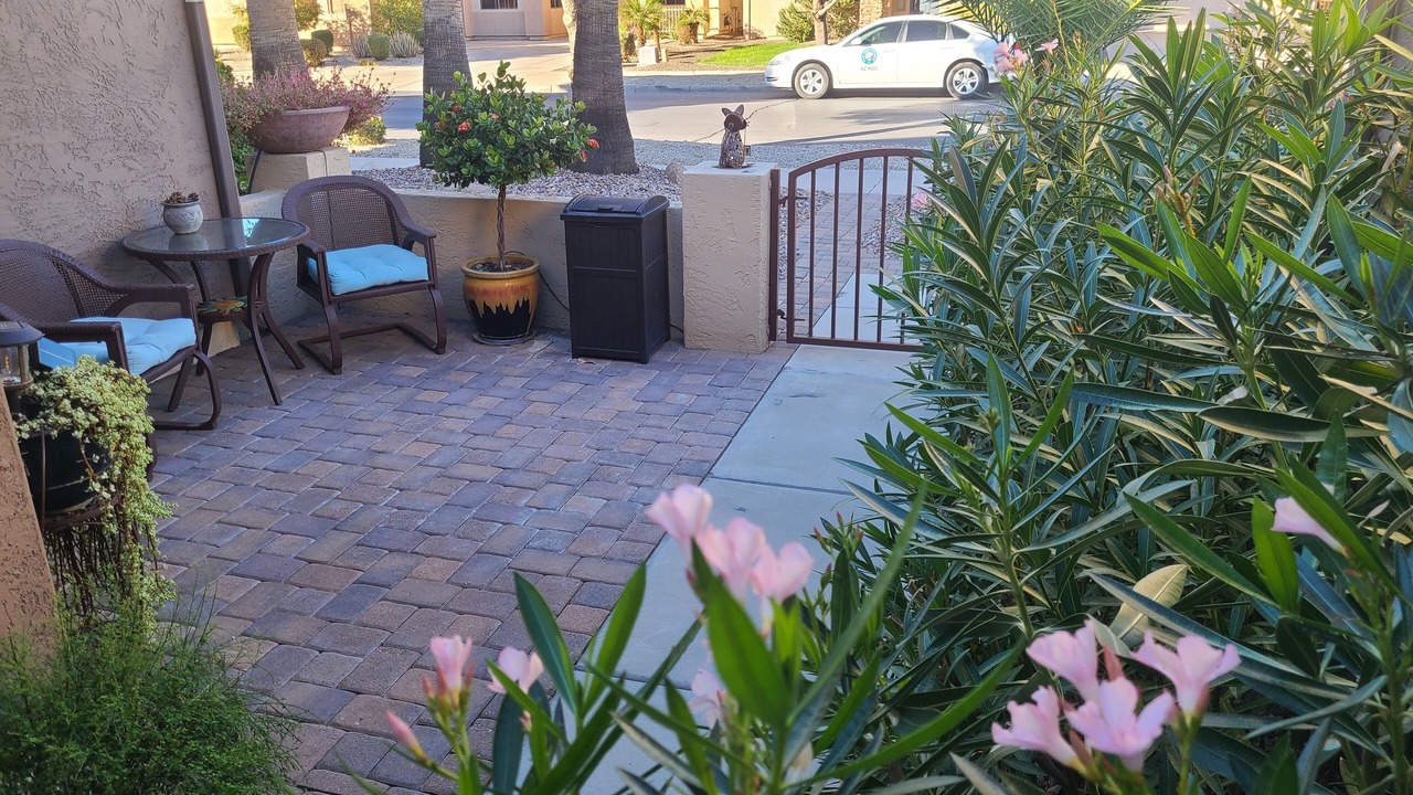 Photo of Patio Balcony in Emperor Estates