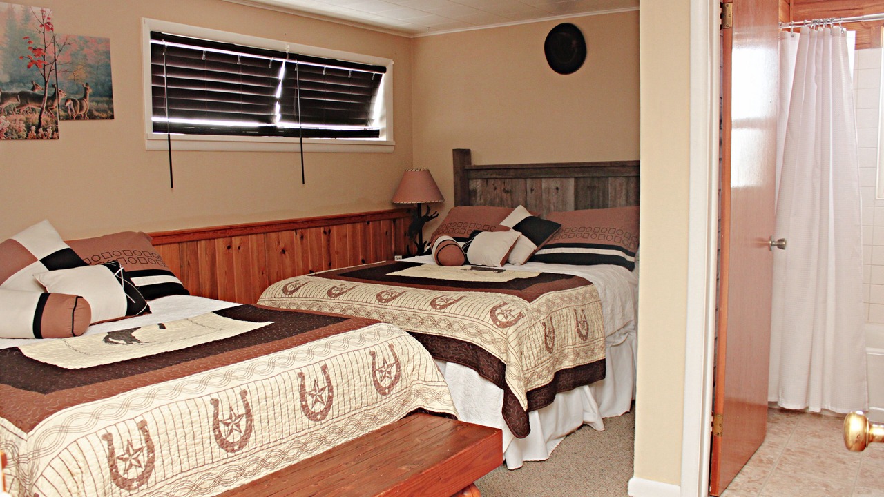 Photo of Bedroom in Wisdom