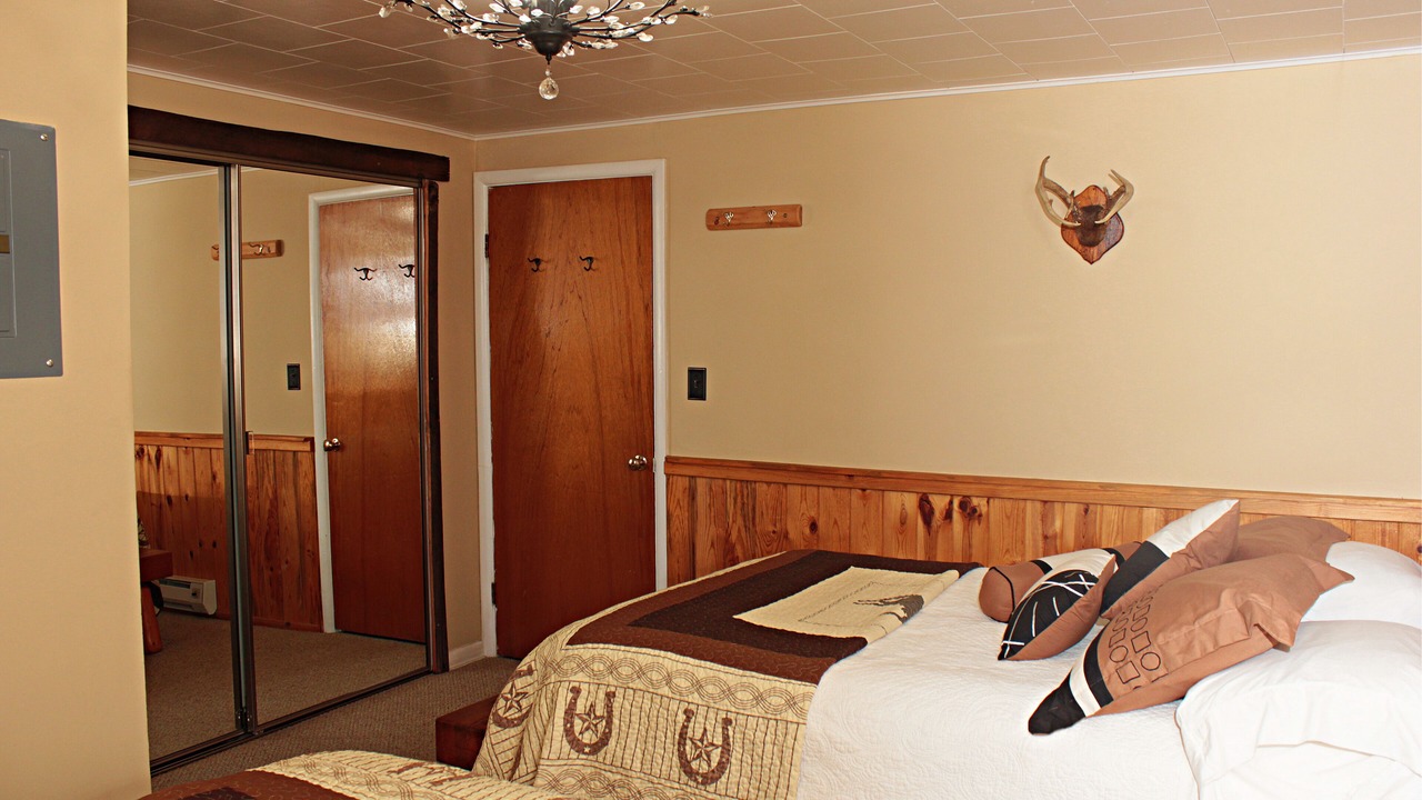 Photo of Bedroom in Wisdom