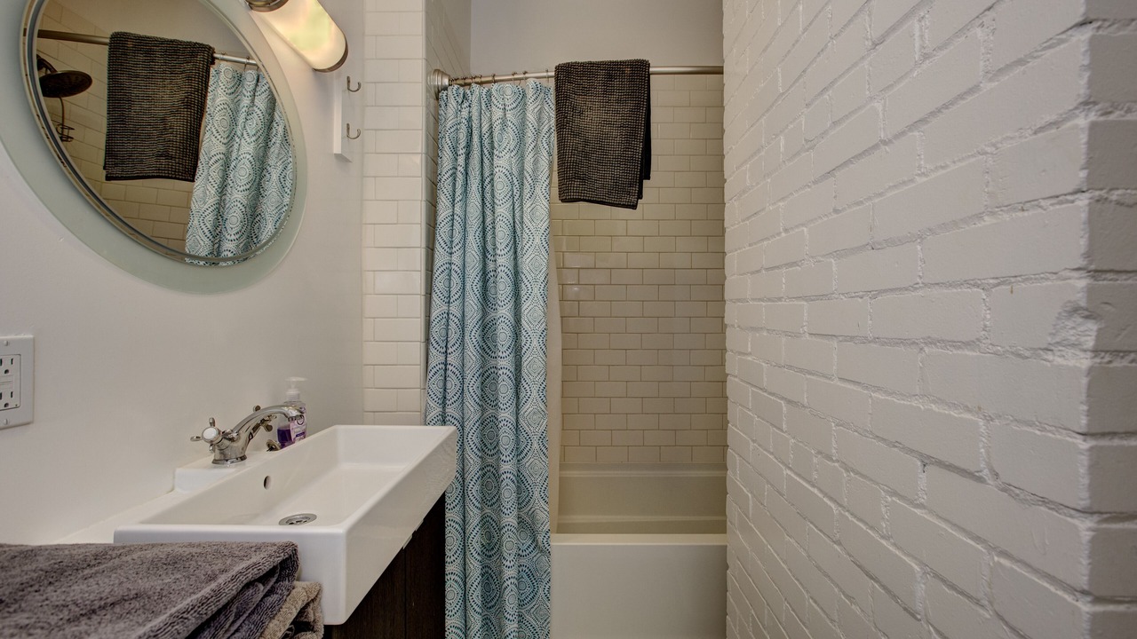 Photo of Bathroom in North End