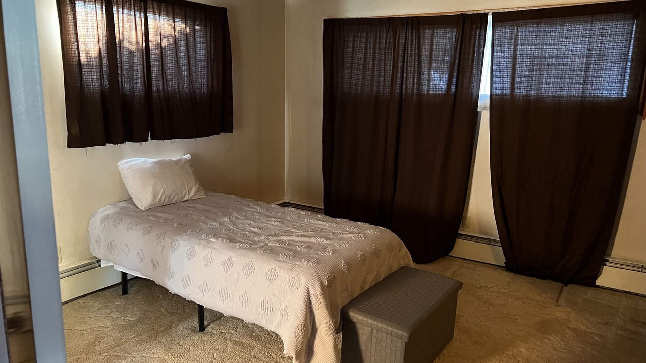 Photo of Bedroom in Garrison