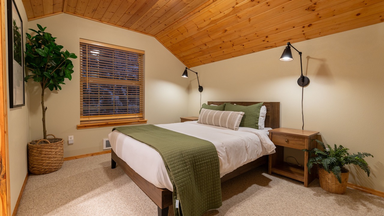 Photo of Bedroom in Skykomish