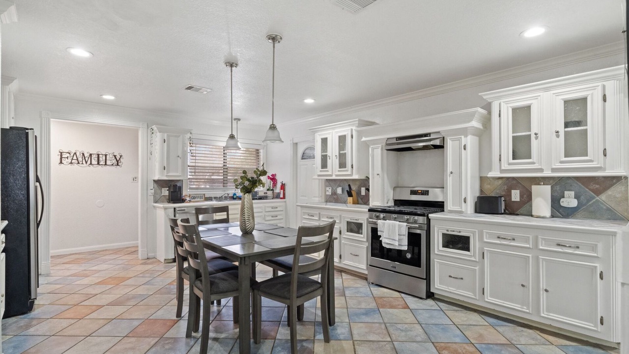 Photo of Kitchen in Texas City