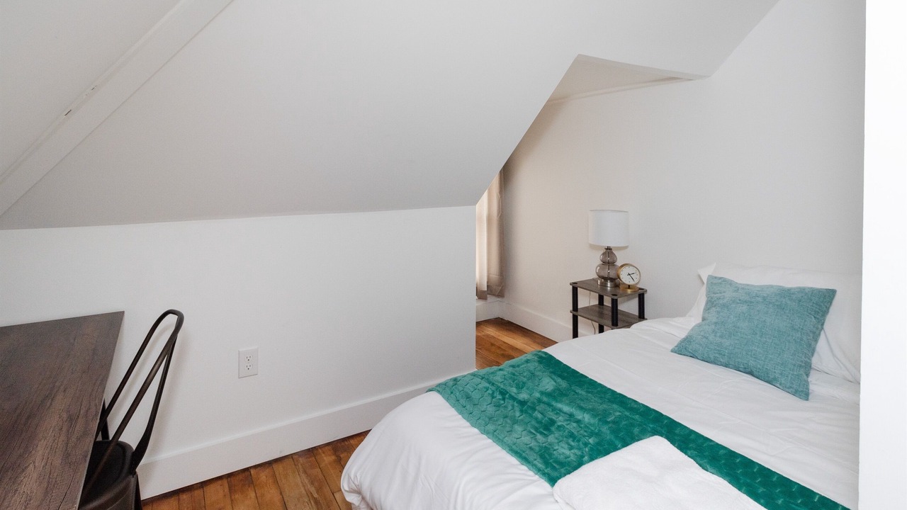 Photo of Bedroom in Hough