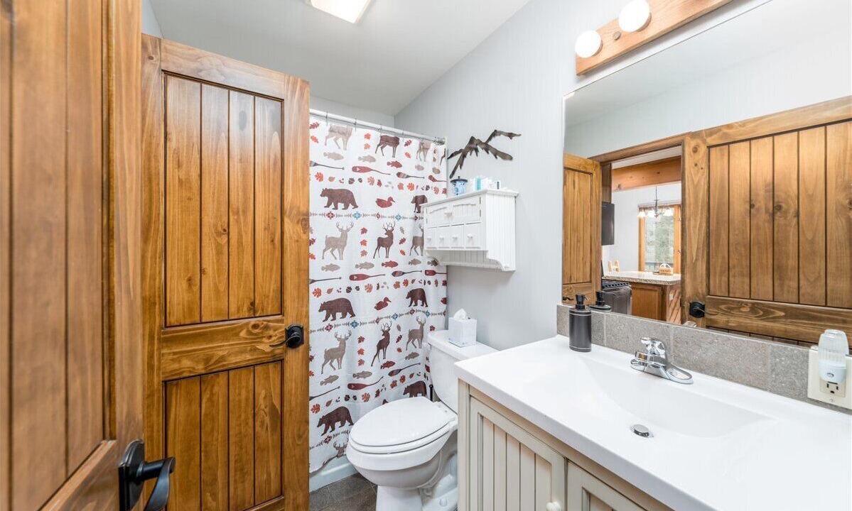 Photo of Bathroom in Aspen Brook