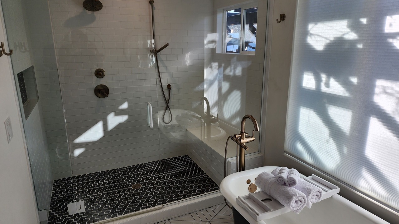Photo of Bathroom in Coronado