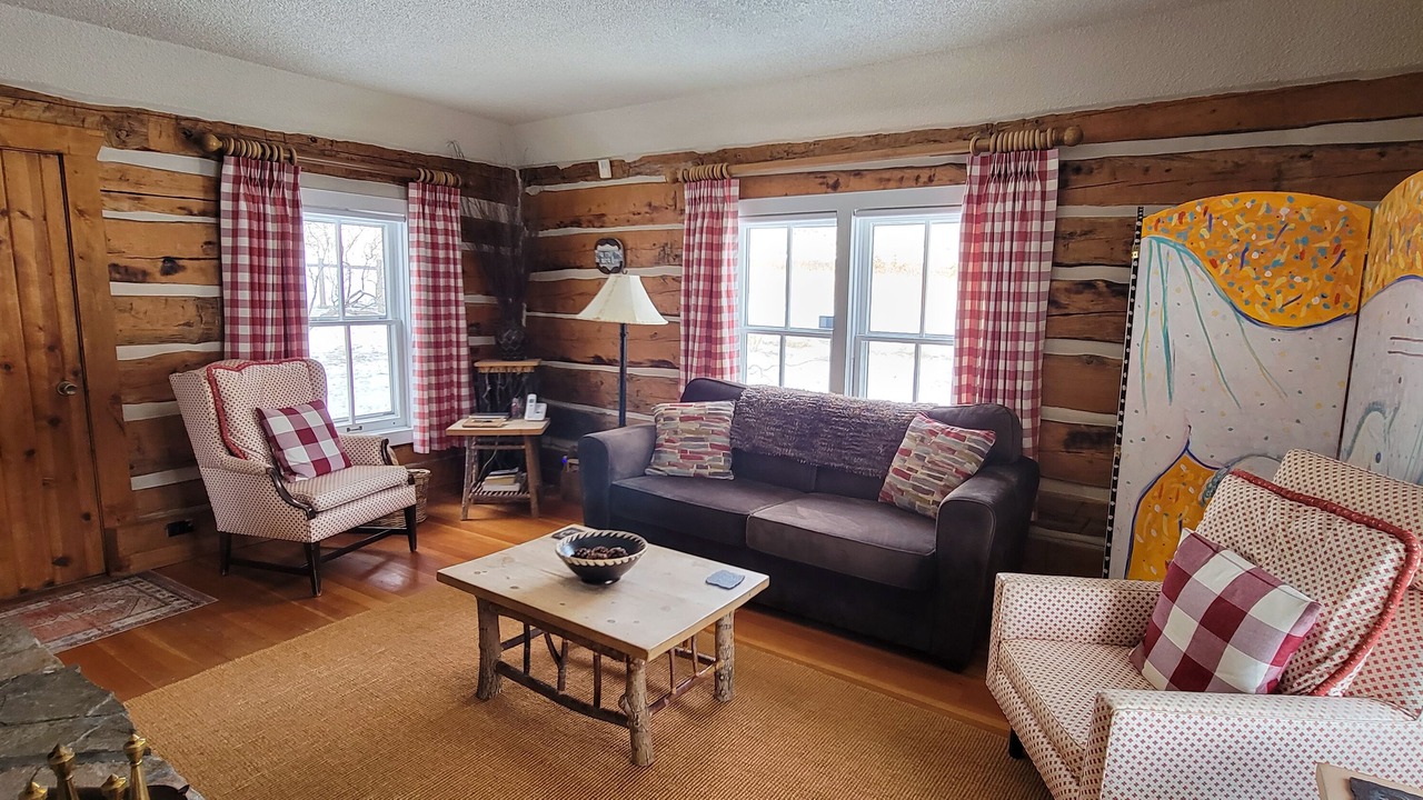 Photo of Livingroom in Fishtail