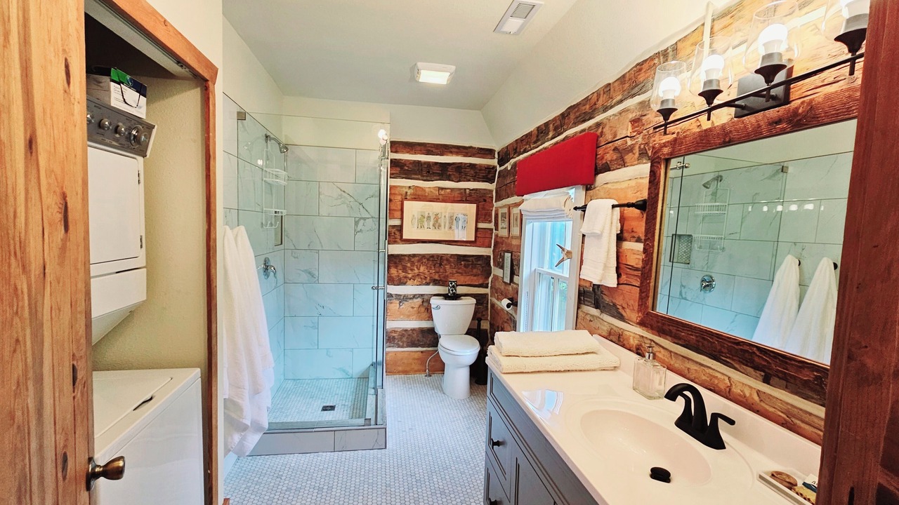 Photo of Bathroom in Fishtail