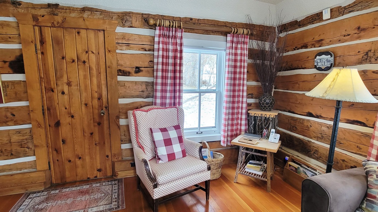 Photo of Livingroom in Fishtail