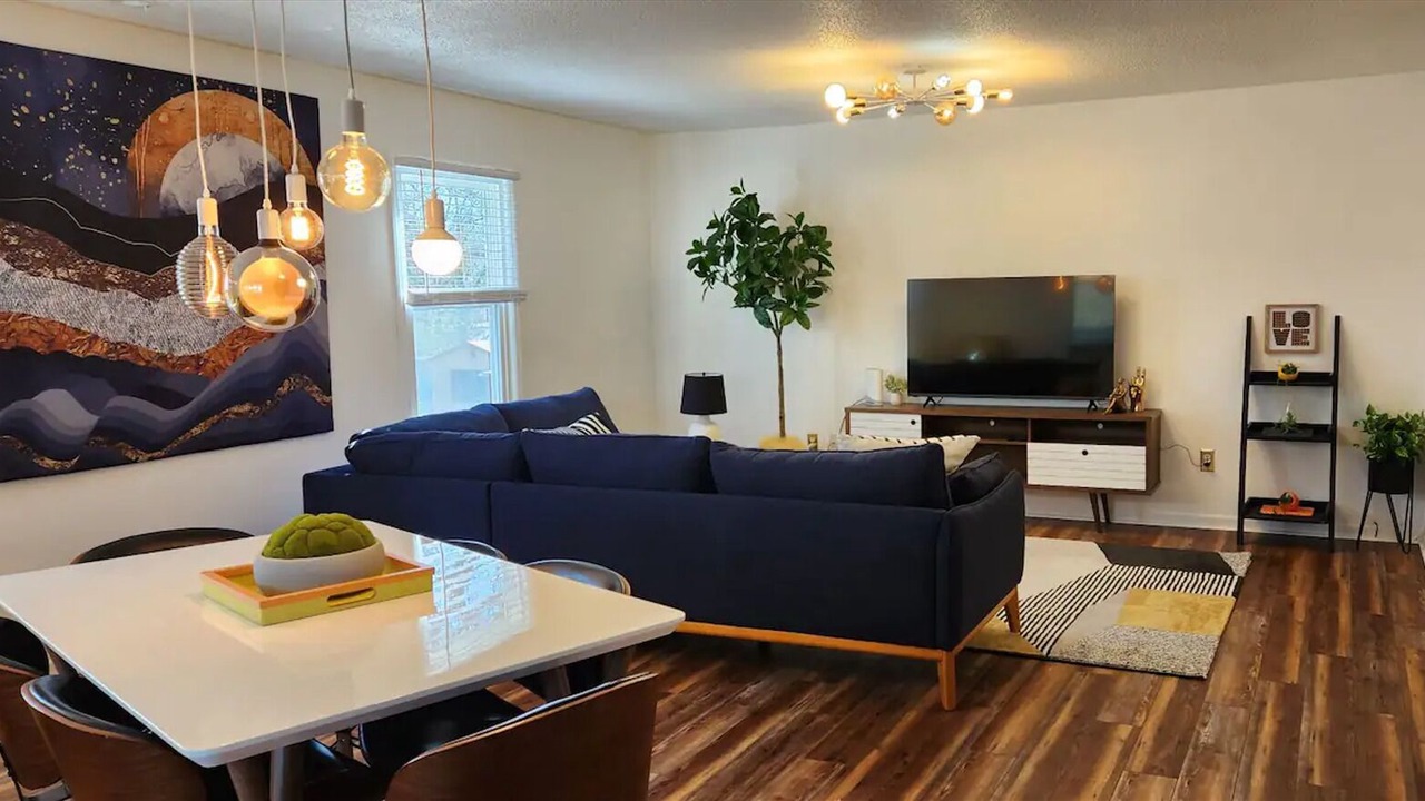 Photo of Livingroom in India Hook