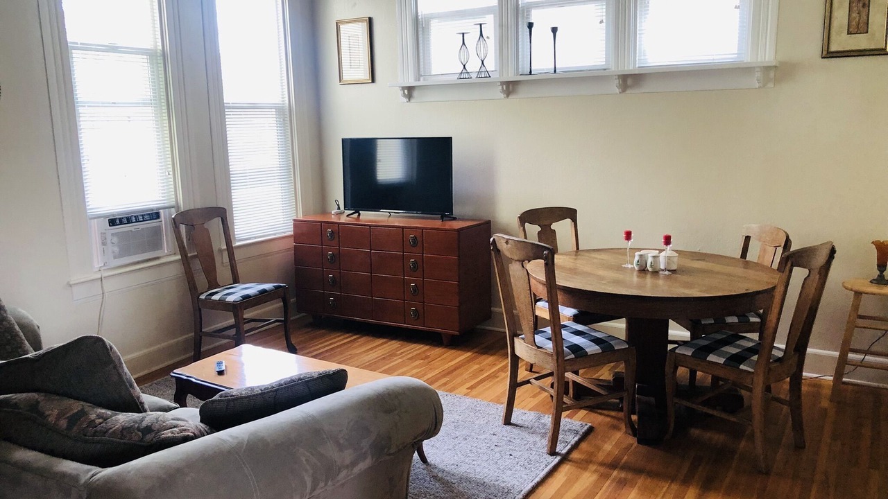 Photo of Bedroom in Livingston