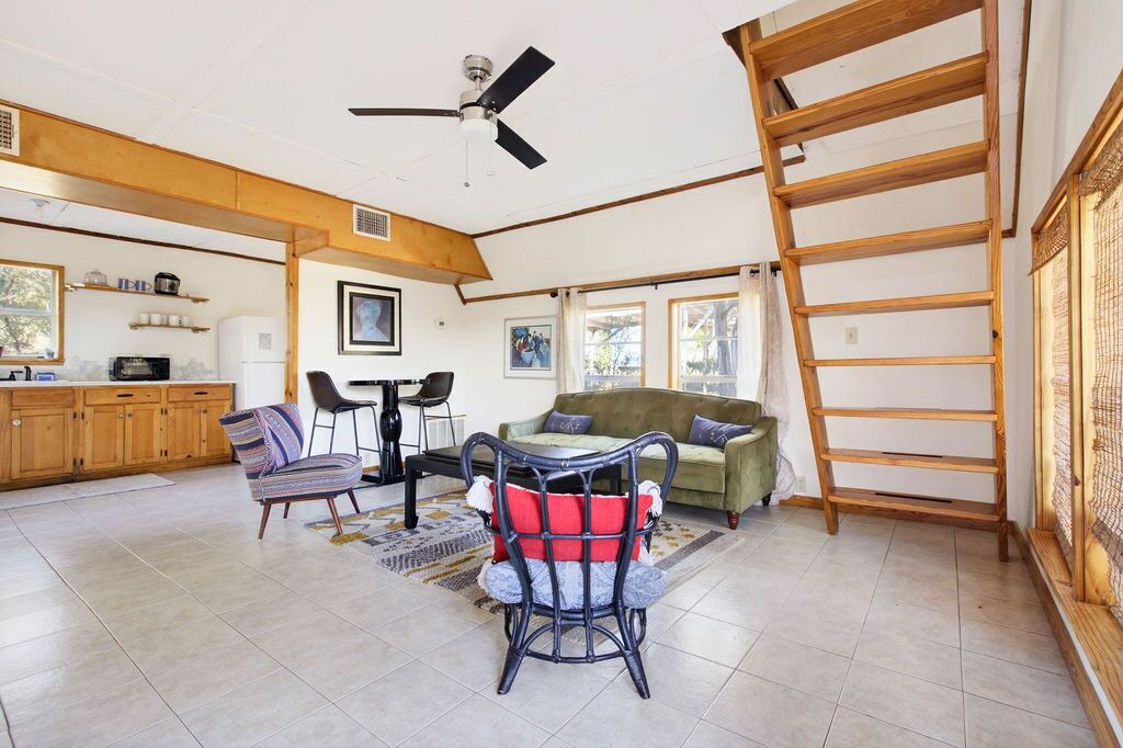 Photo of Livingroom in San Marcos