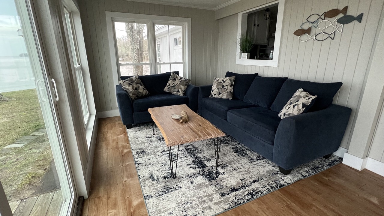 Photo of Livingroom in Calhoun County
