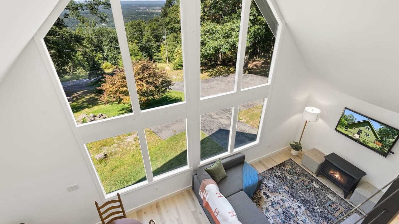 Photo of Livingroom in Kabletown