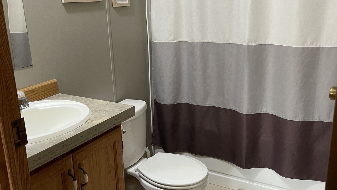 Photo of Bathroom in Dawson