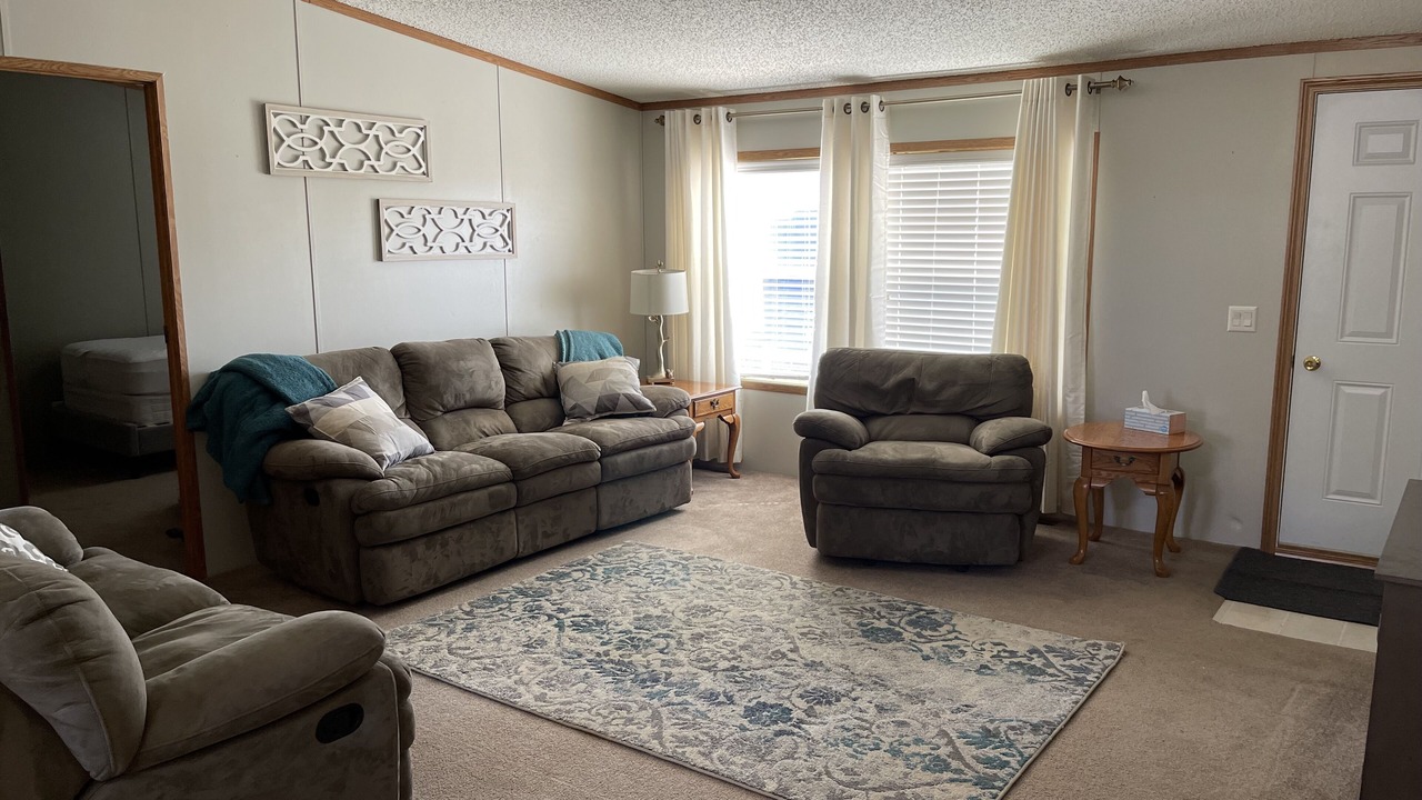 Photo of Livingroom in Dawson