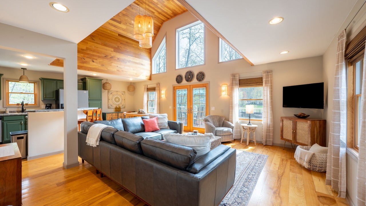 Photo of Bedroom in Treasure Lake