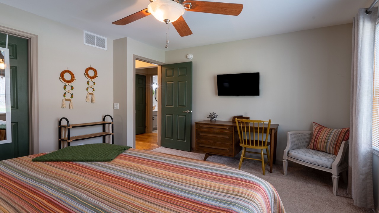 Photo of Bedroom in Treasure Lake