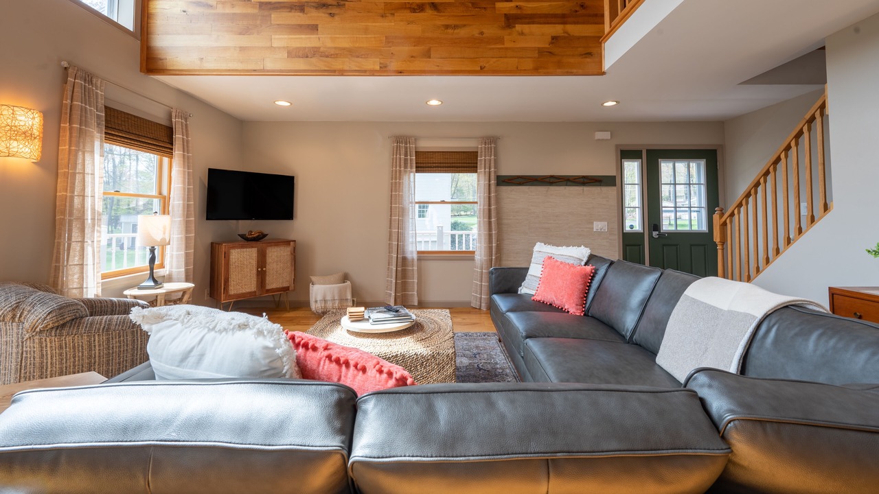 Photo of Livingroom in Treasure Lake