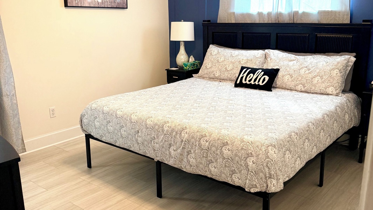 Photo of Bedroom in Laurel