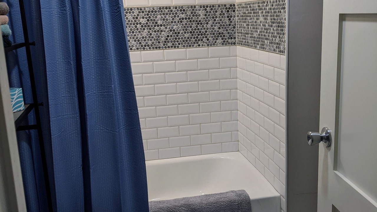 Photo of Bathroom in Buckeye Lake