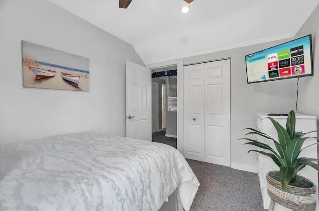 Photo of Bedroom in Willoughby