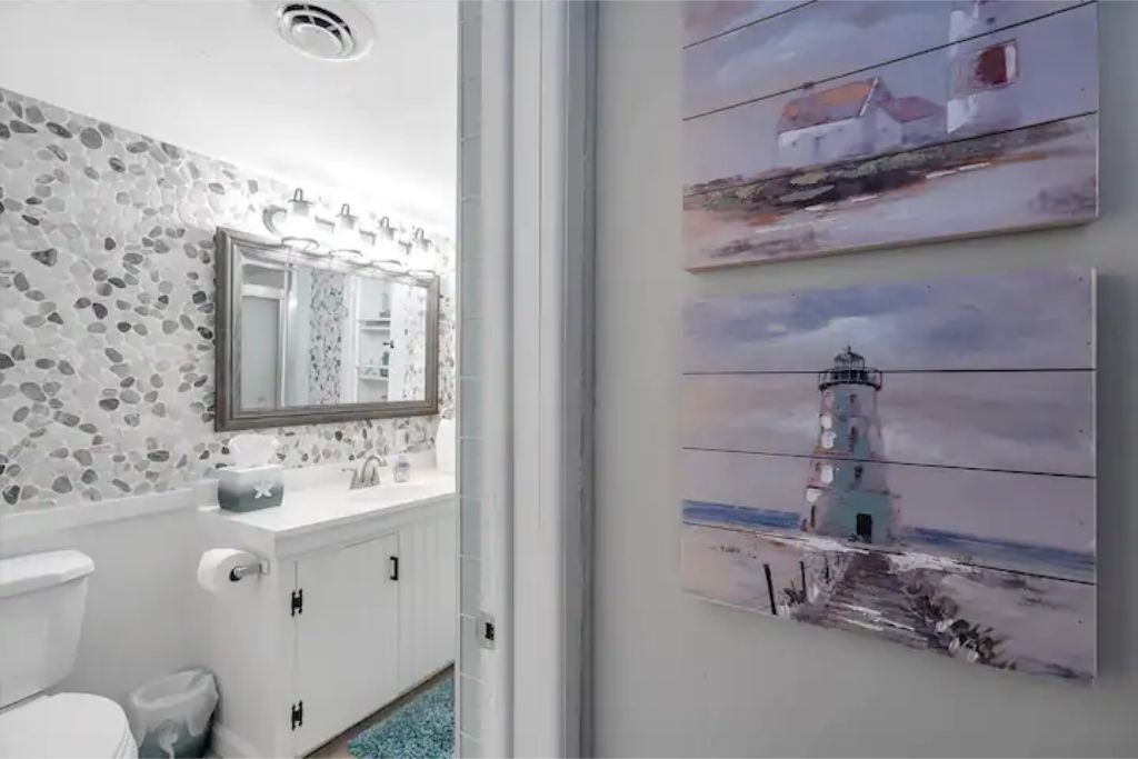 Photo of Bathroom in Willoughby