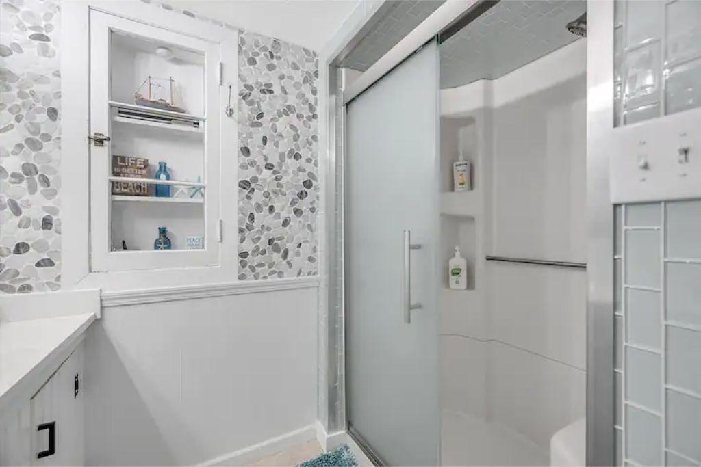 Photo of Bathroom in Willoughby