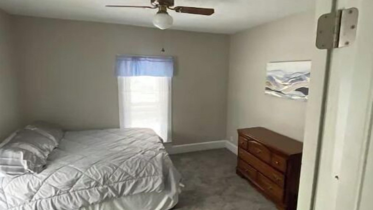 Photo of Bedroom in Clear Lake