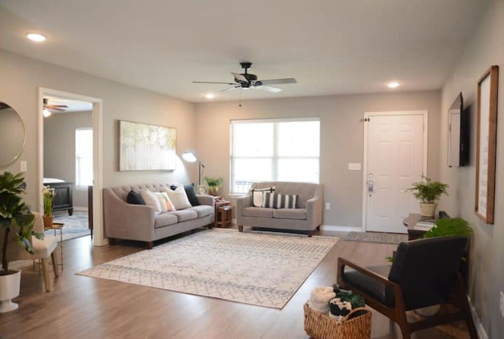 Photo of Livingroom in Harrison