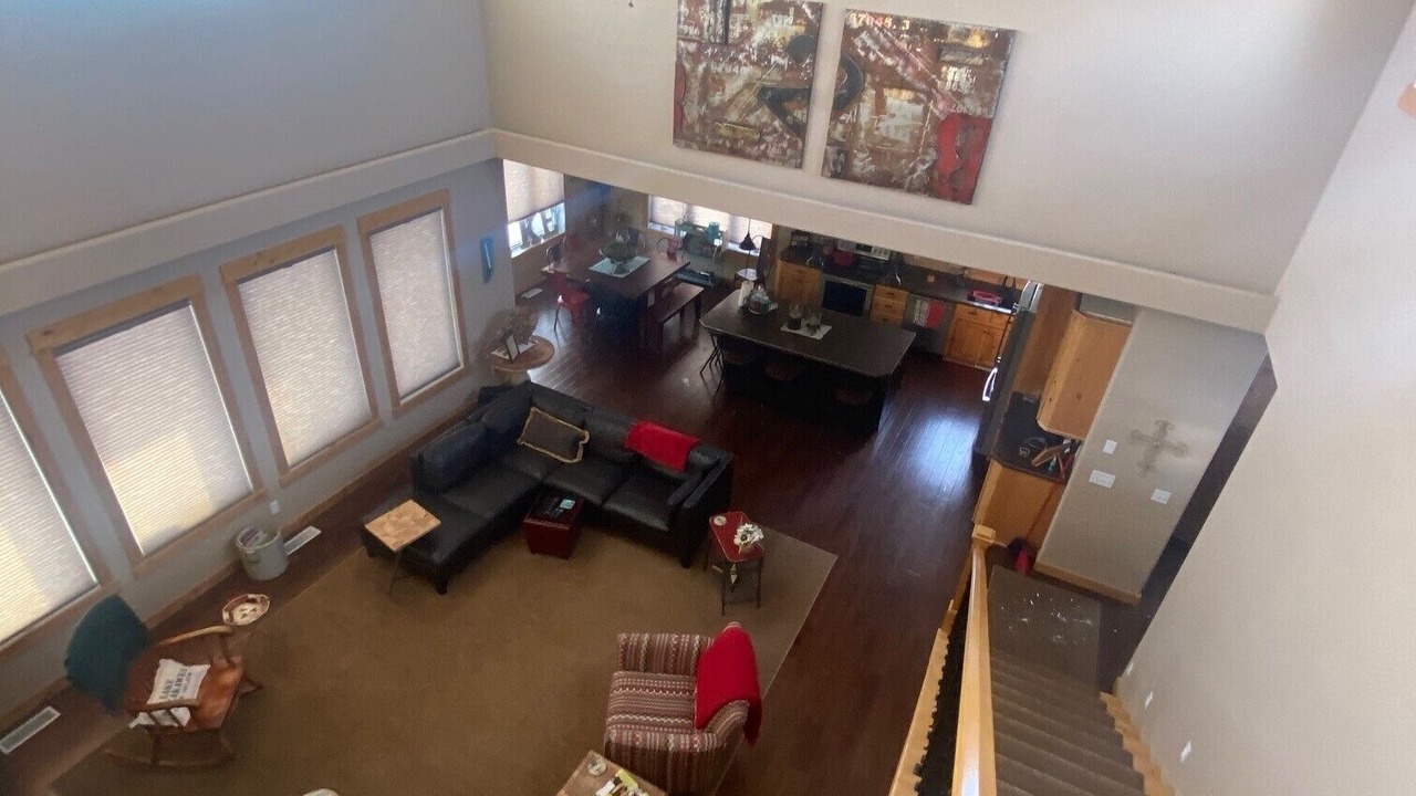 Photo of Livingroom in McLean County
