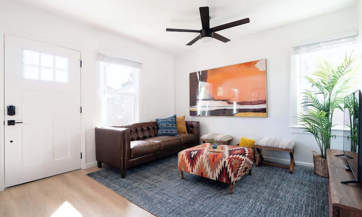 Photo of Livingroom in Logan Heights