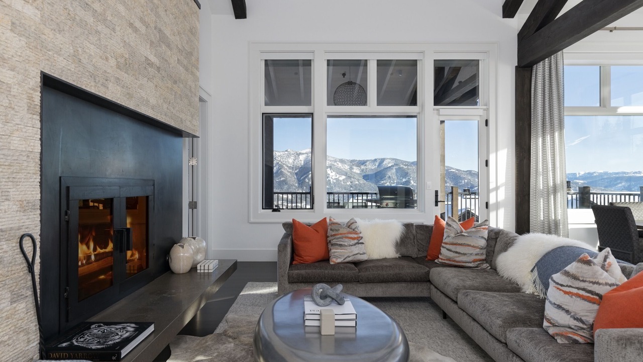 Photo of Livingroom in Spanish Peaks