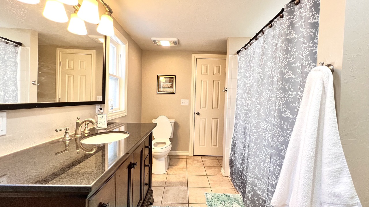 Photo of Bathroom in El Reno