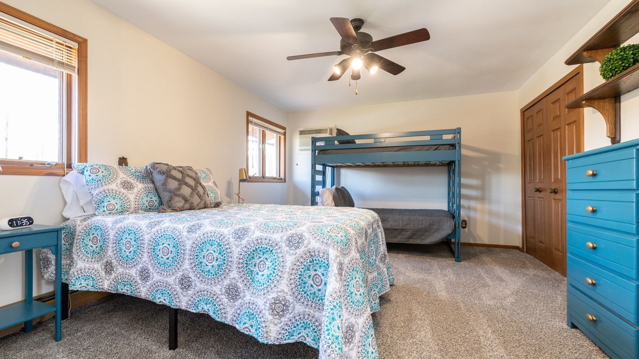 Photo of Bedroom in Huntsburg
