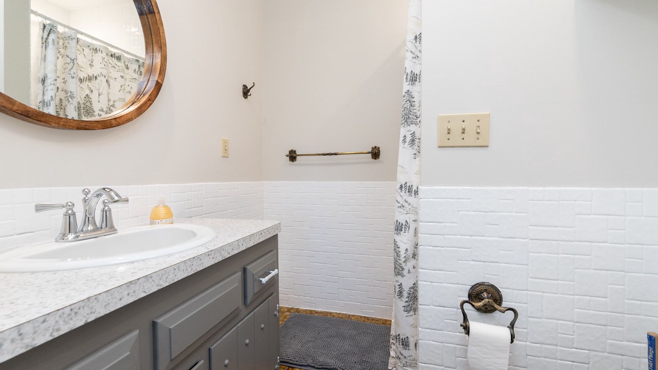 Photo of Bathroom in Huntsburg