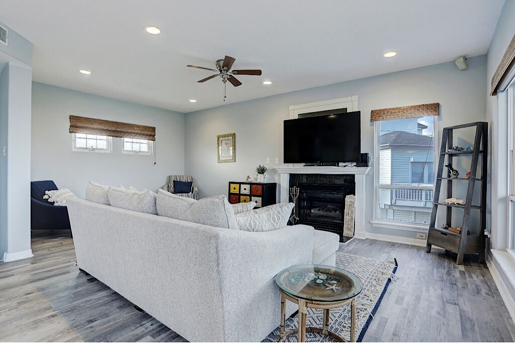 Photo of Livingroom in Spanish Grant