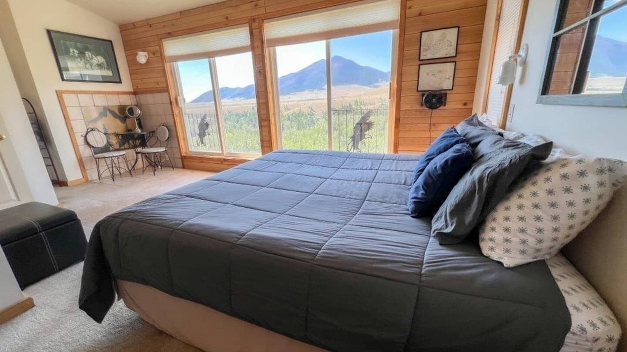 Photo of Bedroom in Red Lodge