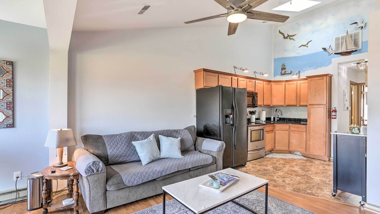 Photo of Livingroom in Oak Harbor