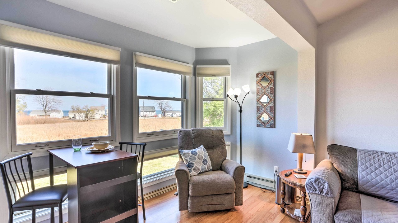 Photo of Livingroom in Oak Harbor